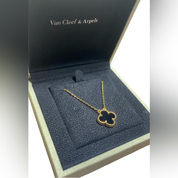 Jewelry - VC&A Alhambra Necklace – Black Onyx {Full Set}